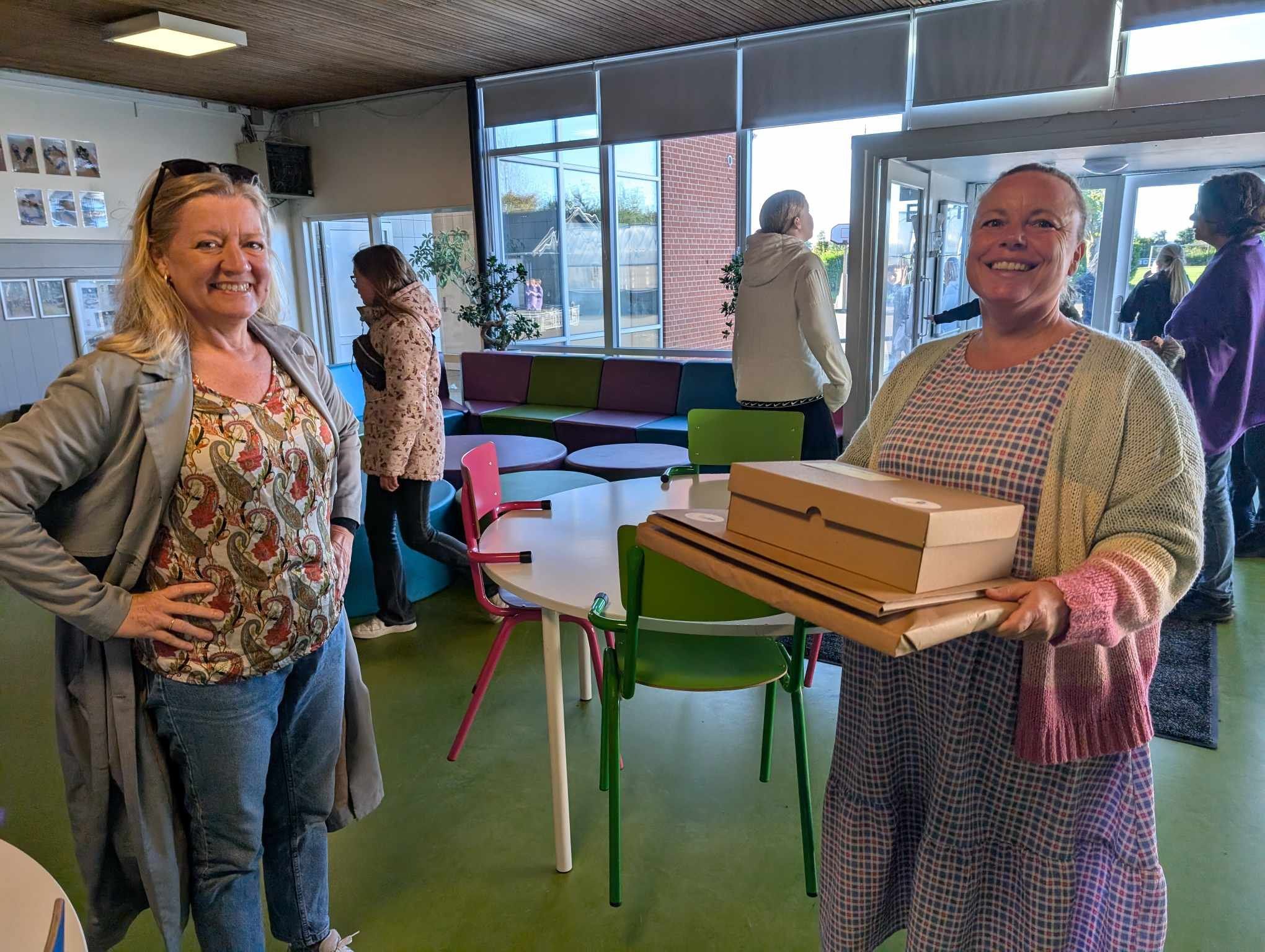 Lærer på Vig Skole modtager litteraturkuffert