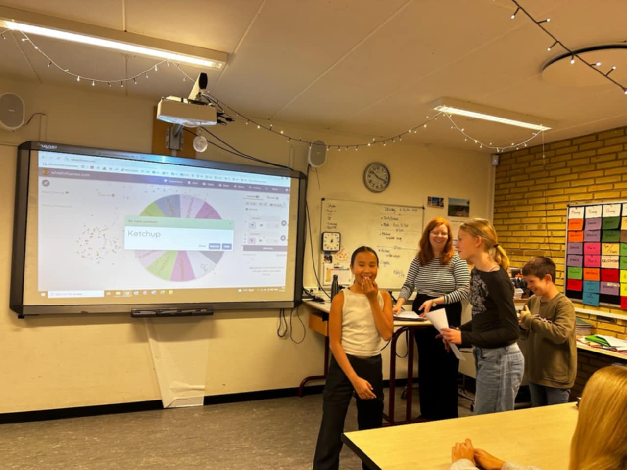 Elever trak ketchup som deres udfordring til skriveworkshop