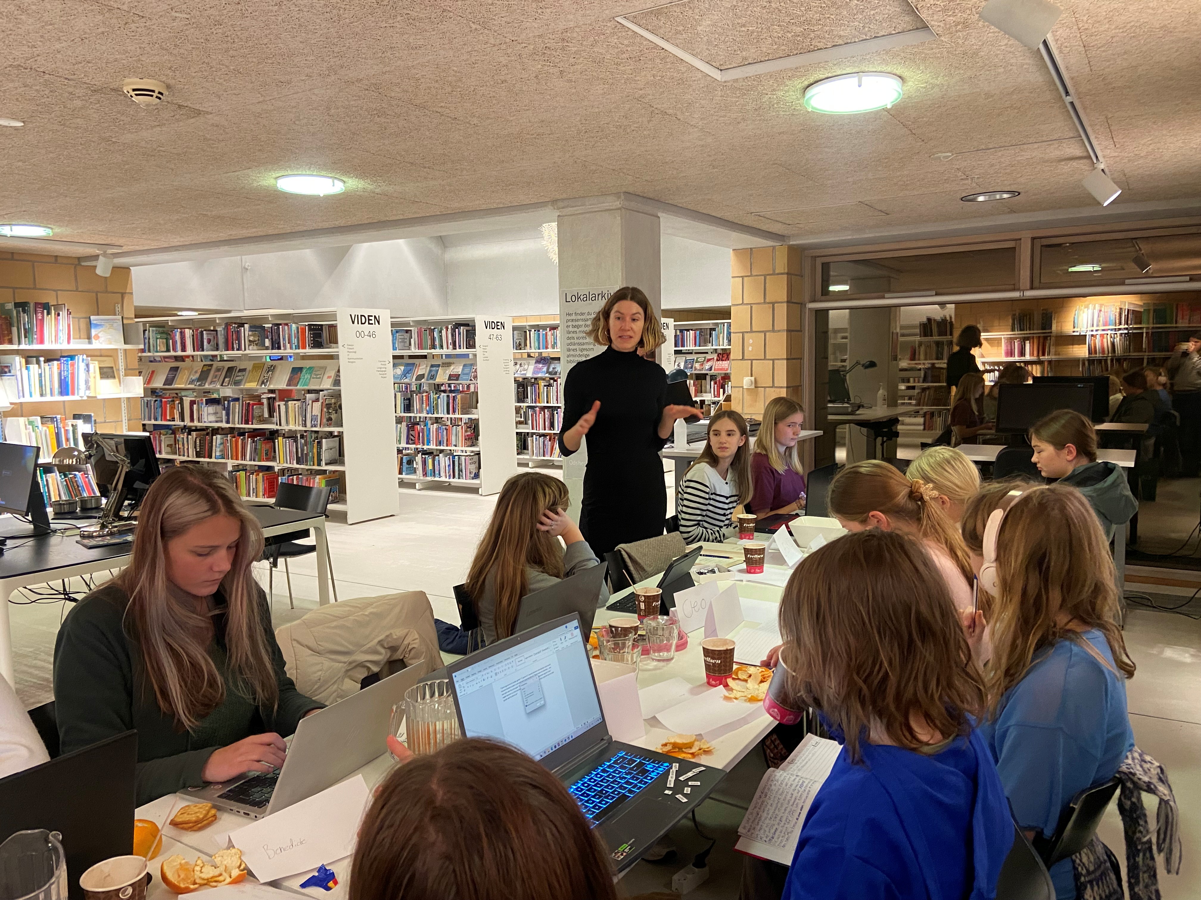 Lærke Malmbak Underviser